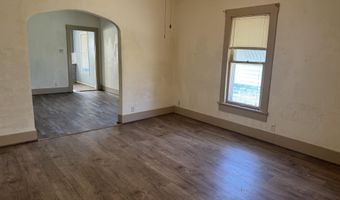 313 E 17th St, Baxter Springs, KS 66713