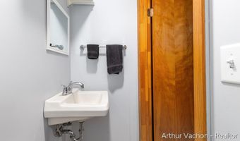 9089 Fulton St SE, Ada, MI 49301