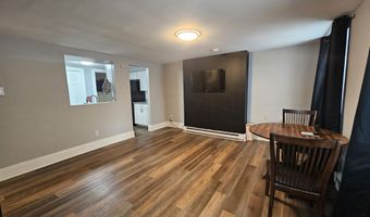 15 Ten Broeck St Garden, Albany, NY 12210