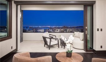 6 Bright Hollow Ct, Las Vegas, NV 89135