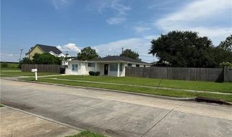 225 NUTRIA Dr, Arabi, LA 70032