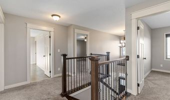 2107 NE 17th St, Ankeny, IA 50021