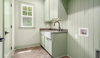529 E Dominion Blvd, Columbus, OH 43214