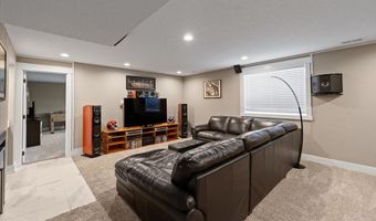 3408 NW Reinhart Dr, Ankeny, IA 50023