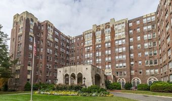 4000 CATHEDRAL Ave NW 842B, Washington, DC 20016