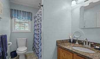 65 Albion Rd, Cumberland, RI 02864