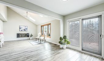 2400 Rockport Ct, Ann Arbor, MI 48103