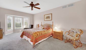 3720 BUNKER HILL Dr, Algonquin, IL 60102