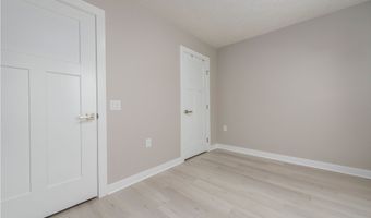 373 Pebble Creek Ct, Amherst, OH 44001