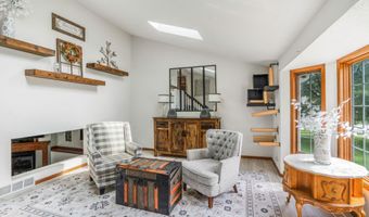 1801 W Cheyenne Ct, Polk City, IA 50226