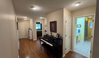 354 Poor Robin Ext, Baxley, GA 31513
