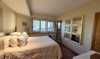 86 Washburn Rd, Canton, CT 06019
