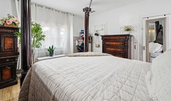203 S Mesa St, Carlsbad, NM 88220