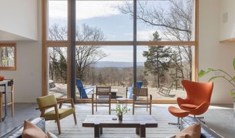94 Cherry Hill Rd, Accord, NY 12404