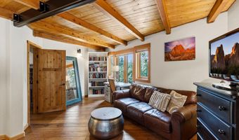 63220 Johnson Rd, Bend, OR 97703