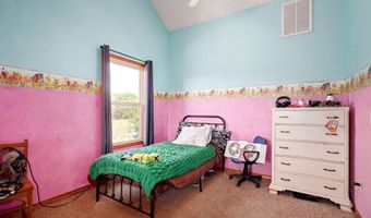 8404 Fossilsaurus Ln, Ash Grove, MO 65604