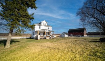 1801 Lee Center Rd, Amboy, IL 61310