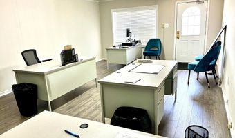 73 E BROWNING Rd, Bellmawr, NJ 08031