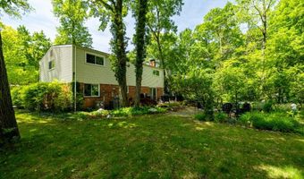 3665 Frederick Dr, Ann Arbor, MI 48105