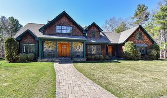 165 Lenihan Ln, East Greenwich, RI 02818