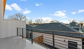 1145 NE Monroe St, Bentonville, AR 72712