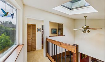 402 Tanglewood Rd, Arcata, CA 95521
