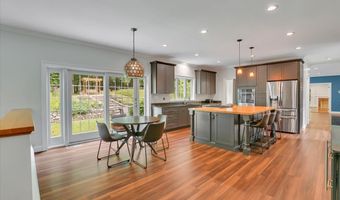 152 Cheney Ln, Coventry, CT 06238