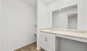 6718 SW Memphis Ave, Bentonville, AR 72713