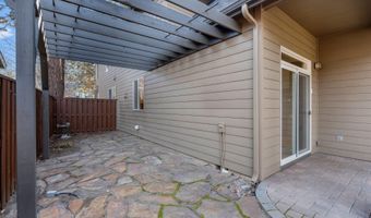 61041 Chamomile Pl, Bend, OR 97702