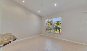318 LOOKOUT Dr, Apollo Beach, FL 33572