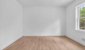 389 Southern Blvd, Bayville, NJ 08721