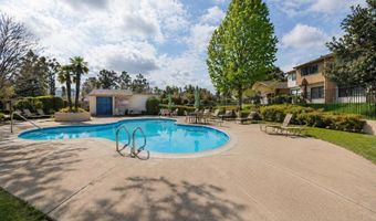 6050 Henderson Dr 33, La Mesa, CA 91942