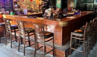 3090 S Main St, Akron, OH 44319