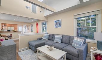 17 E 14TH St, Barnegat Light, NJ 08006