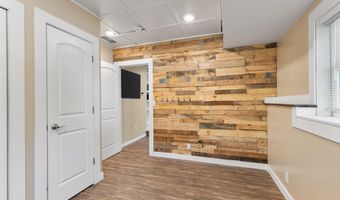 1305 S 4th Ave, Beatrice, NE 68310