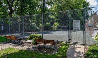 10637 MONTROSE Ave #204, Bethesda, MD 20814