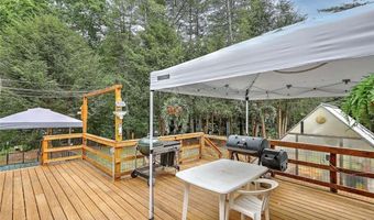 89 Skunk Hill Rd, Hopkinton, RI 02832