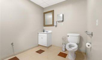 6 Blackstone Valley Place Pl 205, Lincoln, RI 02865