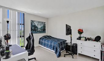 20335 W Country Club Dr 809, Aventura, FL 33180
