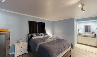 222 DEL NORTE Ln 18, Brookings, OR 97415