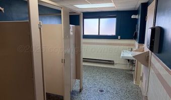 2801 DUNIVEN Cir, Amarillo, TX 79109