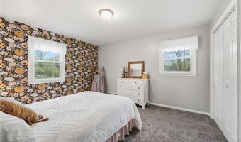462 Eisenhower Ave, Angola, NY 14006