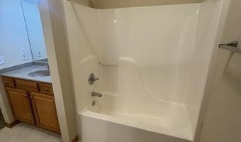 2435 Aspen Rd 204, Ames, IA 50010