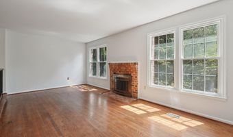 7801 BYRDS NEST Pass, Annandale, VA 22003