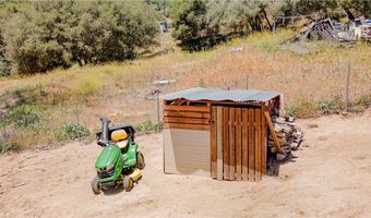 3263 Green Canyon Rd, Fallbrook, CA 92028