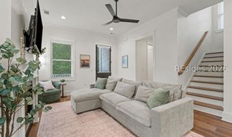 37 Park Sq S, Beaufort, SC 29907