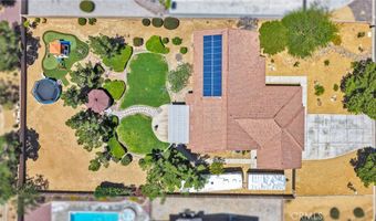 19581 Powhatan Rd, Apple Valley, CA 92308