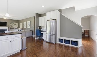 7808 Lagenaria Dr, Angier, NC 27501