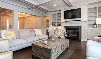 201 Rodman Ln, North Kingstown, RI 02852