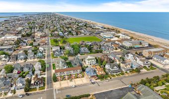 123 CORAL St, Beach Haven, NJ 08008
